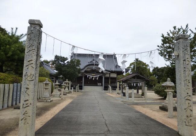 静かな神社