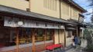 見学のあとの抹茶とお菓子