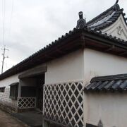 橋本川に面したところにある武家屋敷