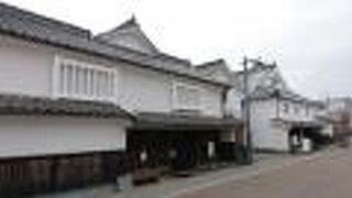 旧長崎街道に沿った重伝建の町並