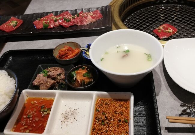 桜木町駅コレットマーレの焼肉