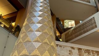 今年は不思議なツリー