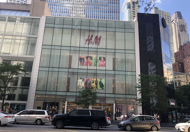 H&M