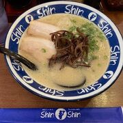 万人受けする博多ラーメン