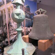 …その他の被災品が並ぶコーナーは必見。