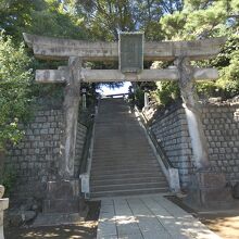 品川神社鳥居