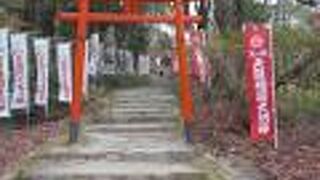 大宰府天満宮の境内の一番奥にある天開稲荷社です。