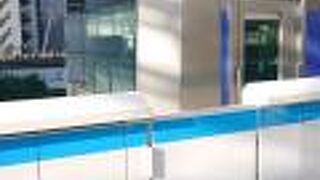 休日の朝8時台、名古屋駅発車時点で、座席は満席でした