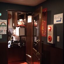 レストラン入り口