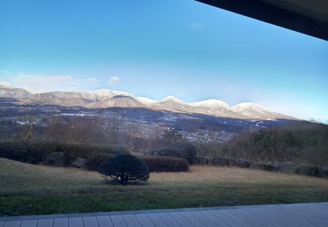 ロビー、食事処、お風呂からの眺めが良いです。