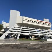 ローカル空港という感じです。