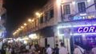 昼と夜で雰囲気が違う