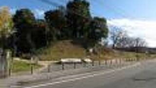 大宰府防御のため築かれた水城。