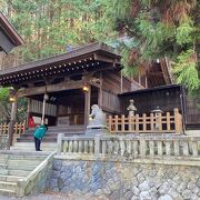 奈良井宿京都側入り口立つ神社