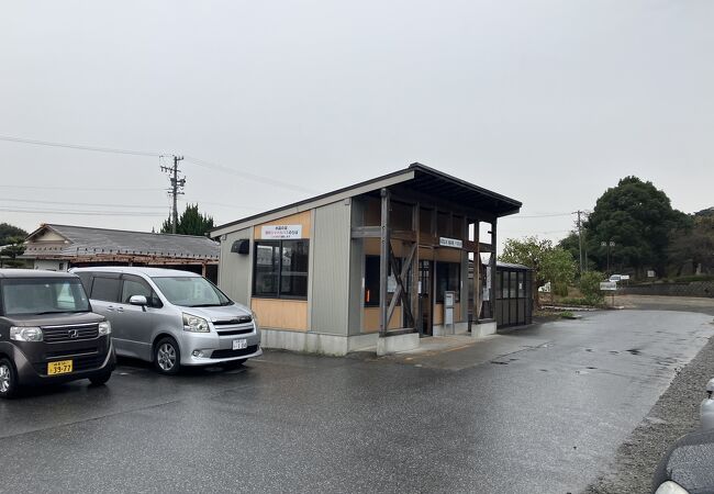 雨の日の訪問で眺望はいまいちでしたが、バスでの訪問で旅行気分ですね