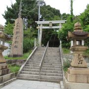 柿本人麻呂を祀る由緒ある神社