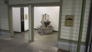 大正3年に門司港駅が造られた当時の手洗い場です。