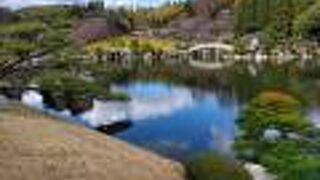 広島の山・里・海の三つの風景を凝縮した回遊式庭園