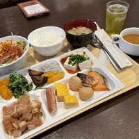 朝食バイキング