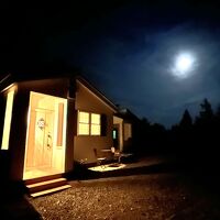 夜の外観も素敵です