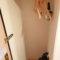 ハンガー少ない