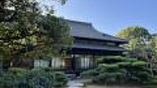 玉藻公園の入場料で散策できます