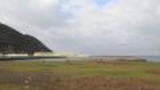 オフシーズンには漂着ゴミが目に付きました。