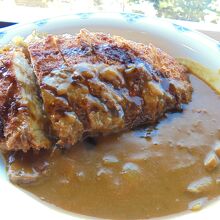 ボリュームあるトンカツ