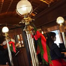 バイオリンとピアノの生演奏