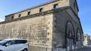 札幌軟石を使用