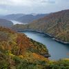 六十里越峠開道記念碑から見る紅葉が素晴らしい