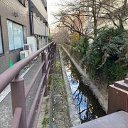 川崎市の形が長細いのは…。