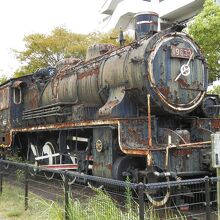 石炭輸送に活躍した蒸気機関車の保存展示