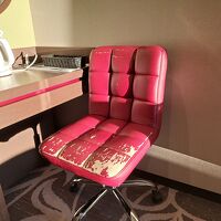 年忌のある椅子。