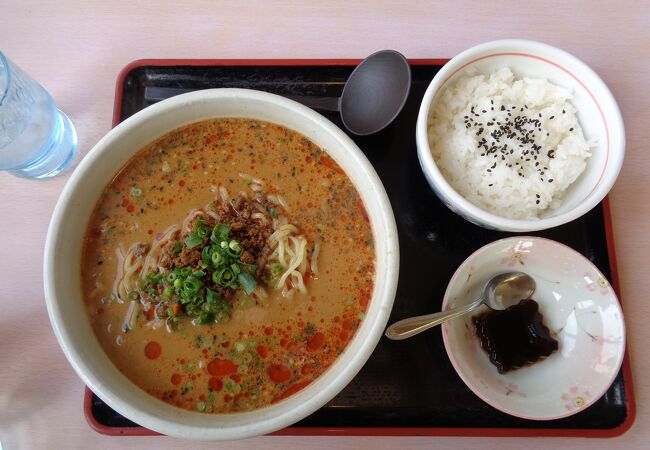 敷地内にホームセンターがあり便利です