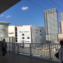 JR海老名駅と直結