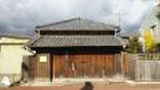 歴史を感じる木造住宅