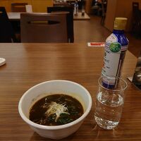 素泊まりでしたが、夜食の担々麺の無料サービスが嬉しい。