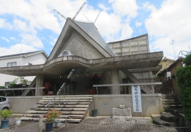 北野白梅町駅の北側です