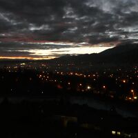 部屋から見えた早暁のザコパネの街