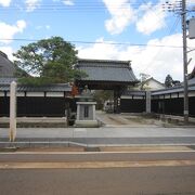 新発田城主新発田因幡守重家で菩提寺です