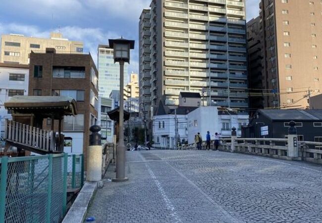 円頓寺商店街の先にある橋