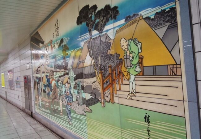 吉田大橋や見付跡、寺社など戸塚駅周辺に様々な史跡が点在