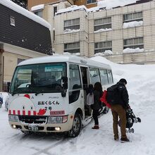 終点の肘折温泉バス停