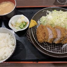 ヒレカツ定食