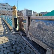徳島駅前からまっすぐ続く先の橋