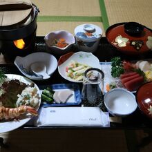 お部屋で夕食