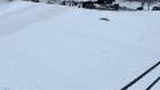 駐車場から集落に向かう途中の橋