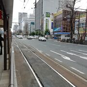 岡山駅前の大通り