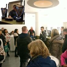 味、香りなどの説明。唯一スタッフとの対面で。